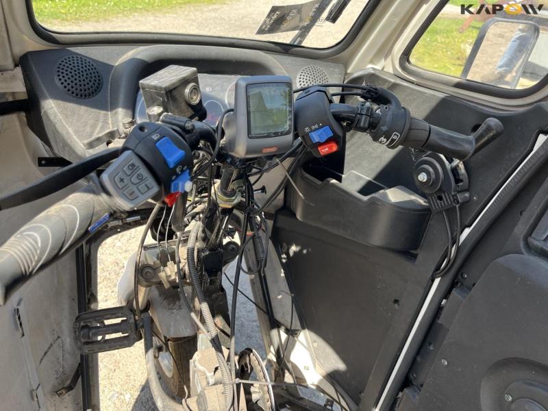 Bekadi kabinescooter med pedaler 12