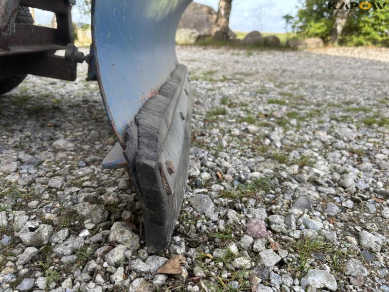 Belos 1300 redskabsbærere med sneplov 12