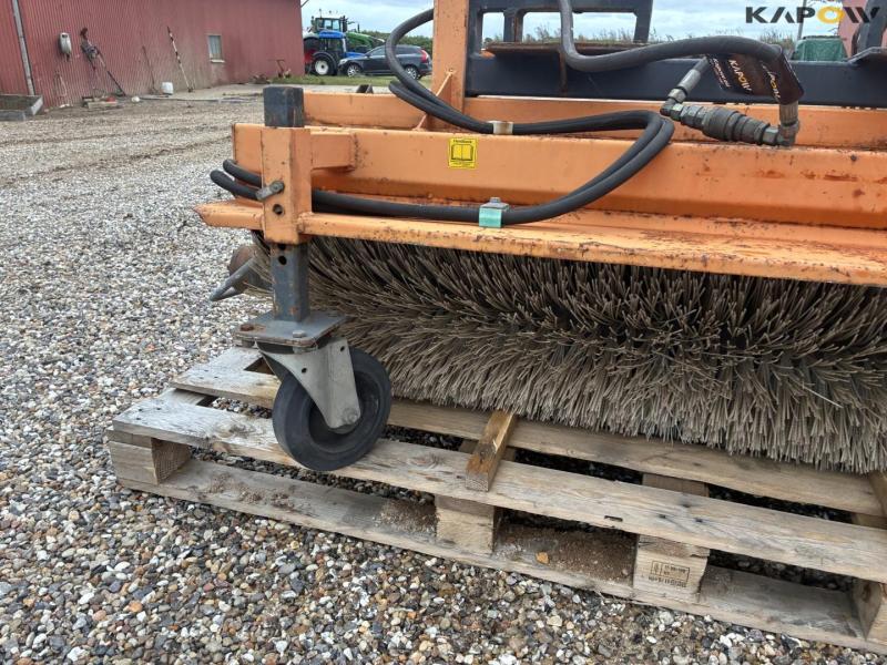 Bema 1550 Stapler hydraulisk kost med opsamler 13
