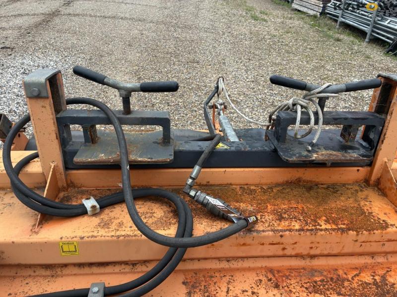 Bema 1550 Stapler hydraulisk kost med opsamler 19