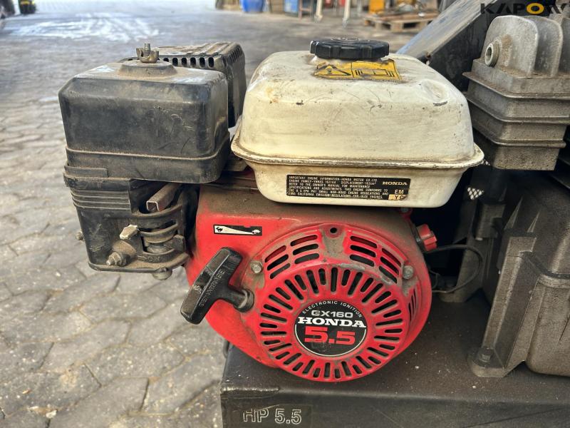 Benzindrevet kompressor  13