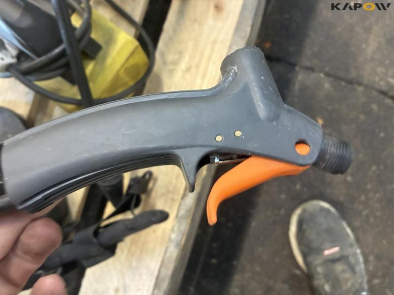 Berthoud rygsprøjte & Karcher højtryksrenser 10