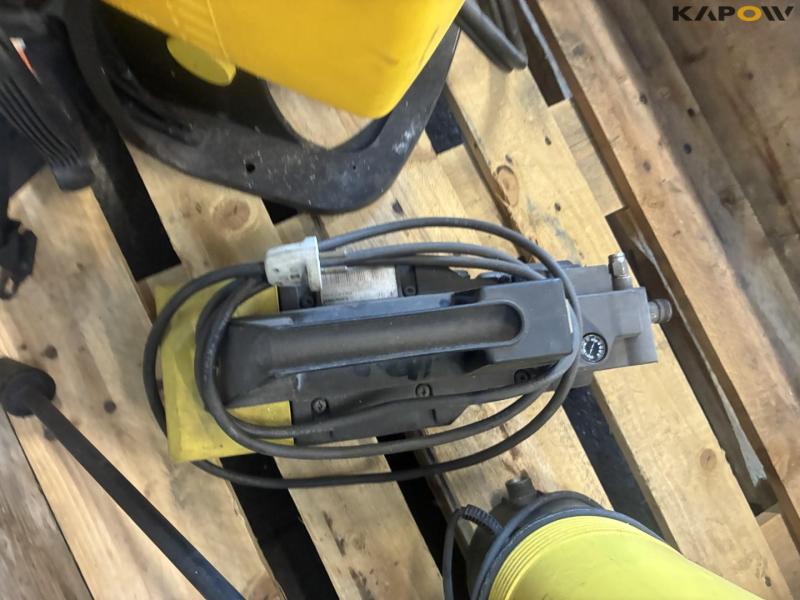Berthoud rygsprøjte & Karcher højtryksrenser 19