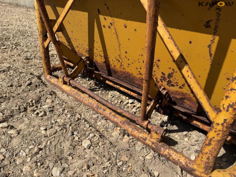 Beton spand/ Kran kasse 10