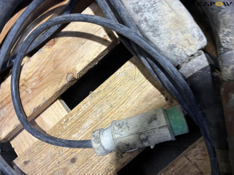 Betonvibrator med motor 13