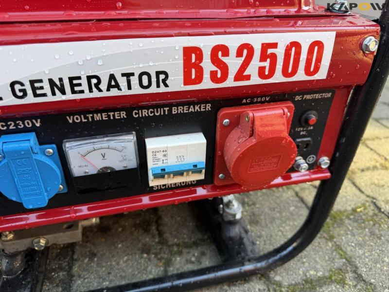 Bison BS2500 benzin generator 12