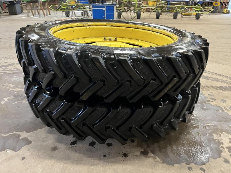 BKT380/90-R54 hjul 4