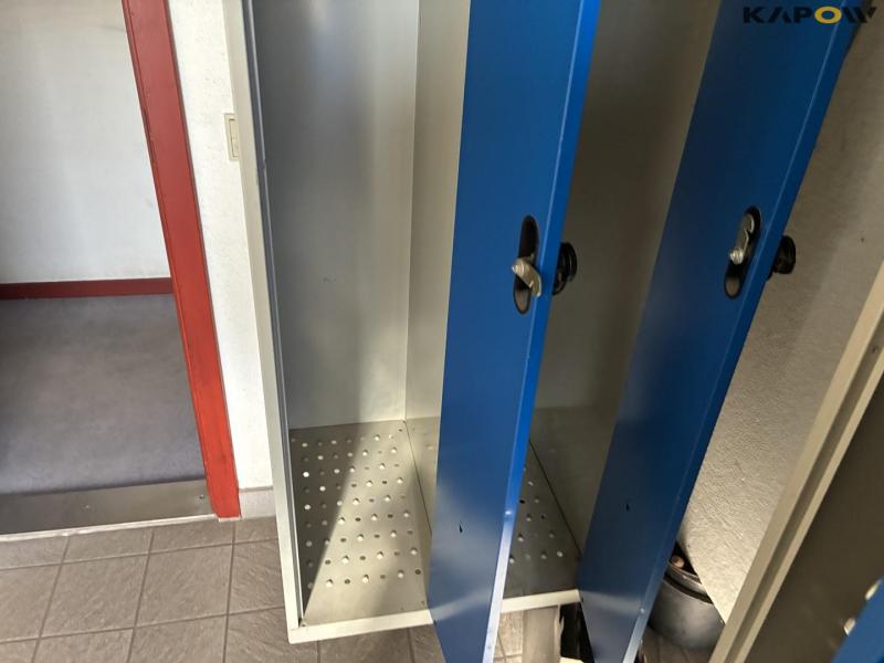 Blika omklædningsskabe 10