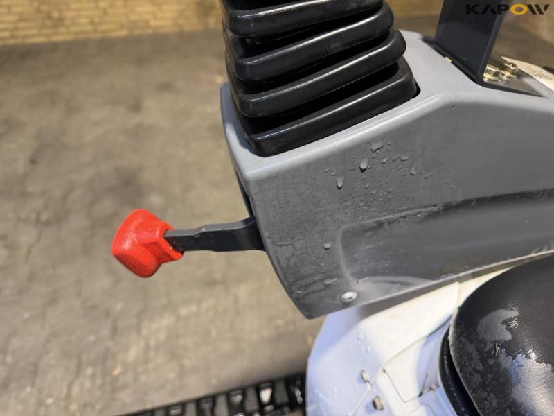 Bobcat E10e minigravemaskine 32