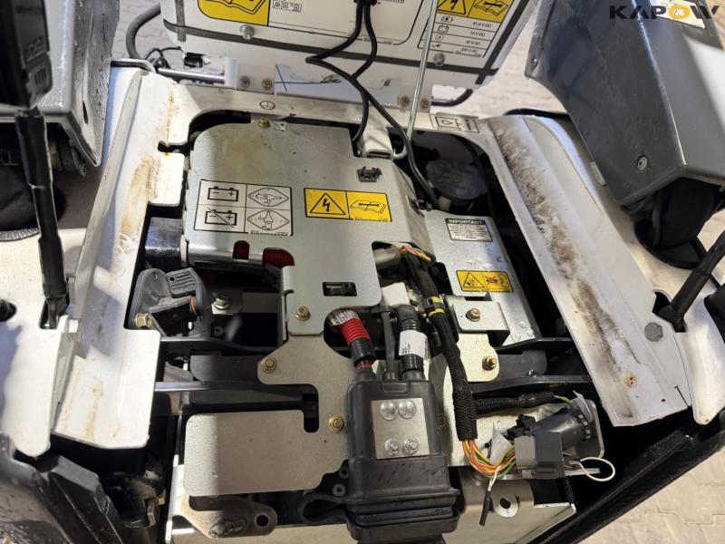 Bobcat E10e minigravemaskine 38