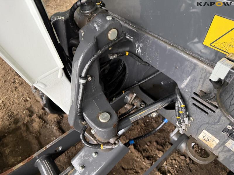 Bobcat E20Z minigravemaskine 17