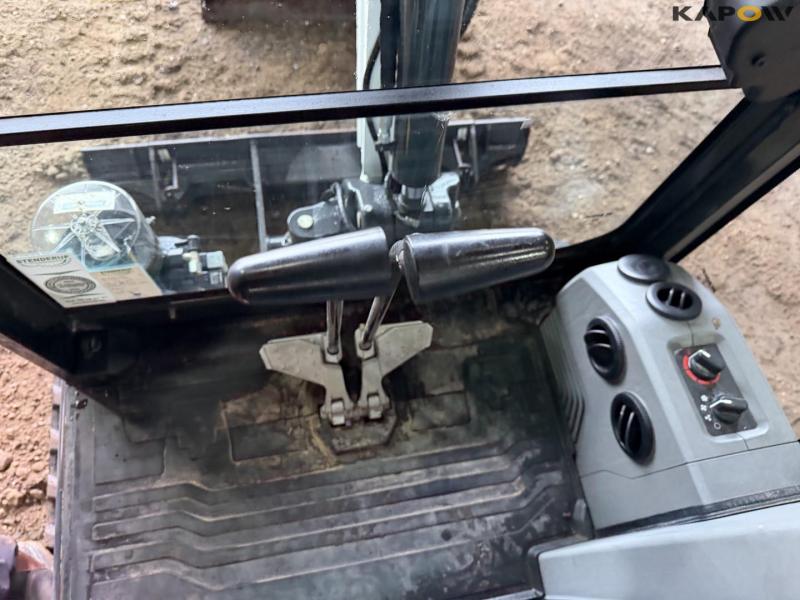 Bobcat E20Z minigravemaskine 38