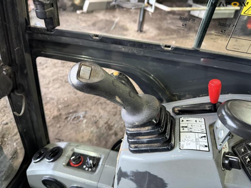 Bobcat E20z minigravemaskine 29
