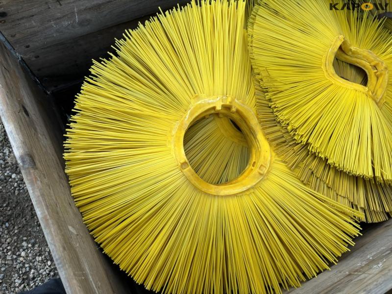 Børster til fejemaskine 10