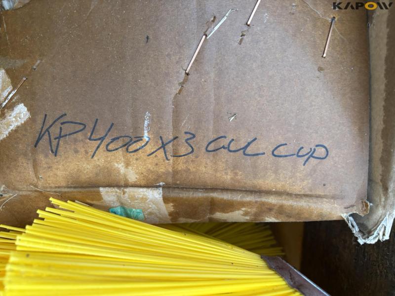 Børster til fejemaskine 4