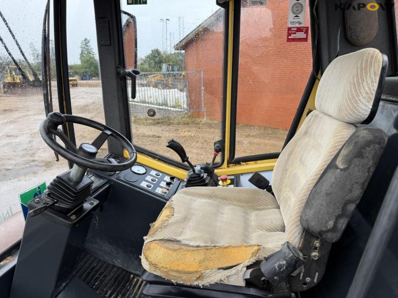 Bomag DW177 D-3 vejtromle 21