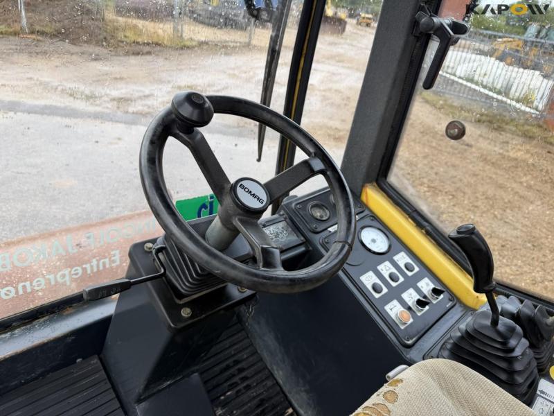 Bomag DW177 D-3 vejtromle 22