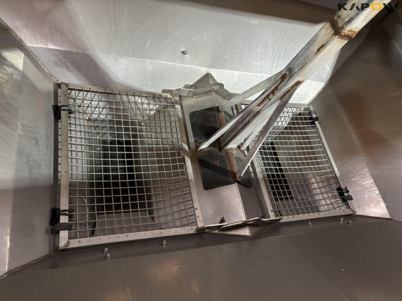 Bredal F2RF liftophængt gødningsspreder 38