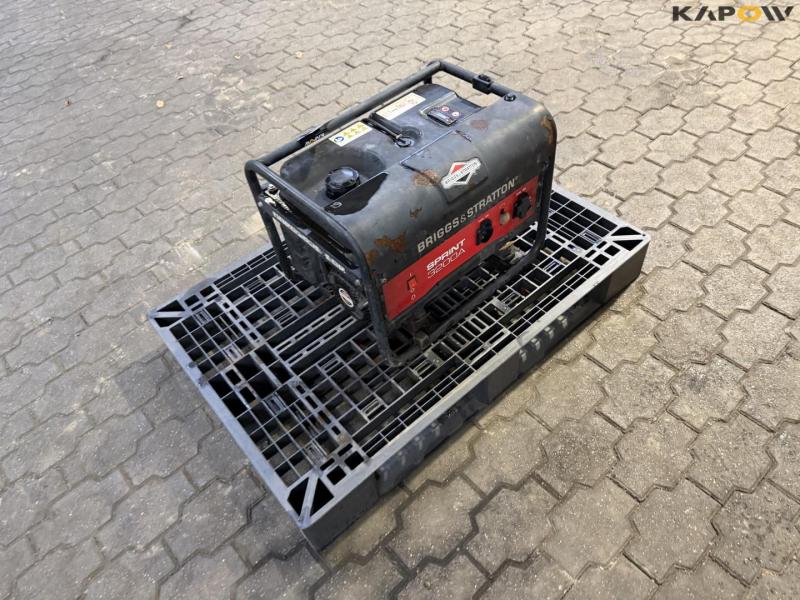 Briggs & Stratton Sprint 3200A generator 3