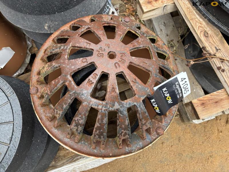 Brønde og riste i plast 17