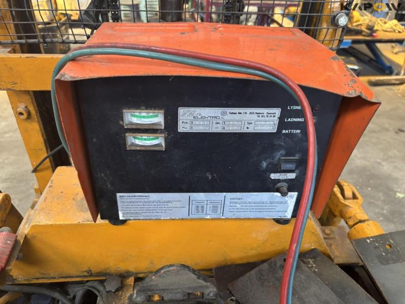 BV S12 Elektrisk pallestabler 15