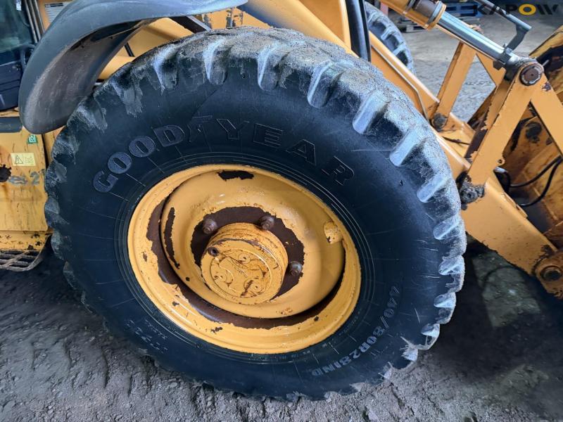 Case 695 rendegraver 37