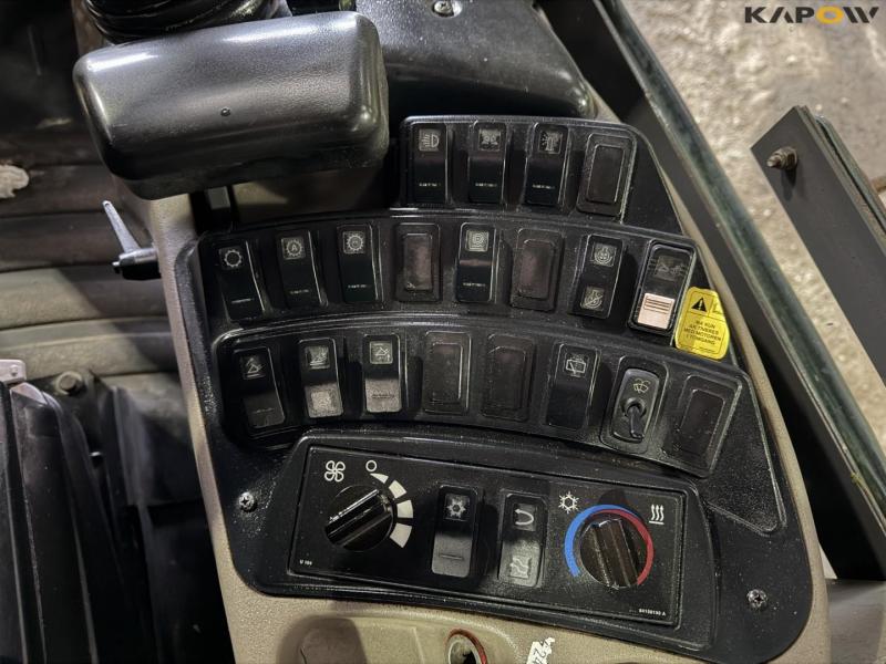 Case 721F XT gummihjulslæsser 33