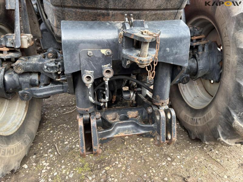 Case CVX 1155 4 WD traktor med frontlæsser 23