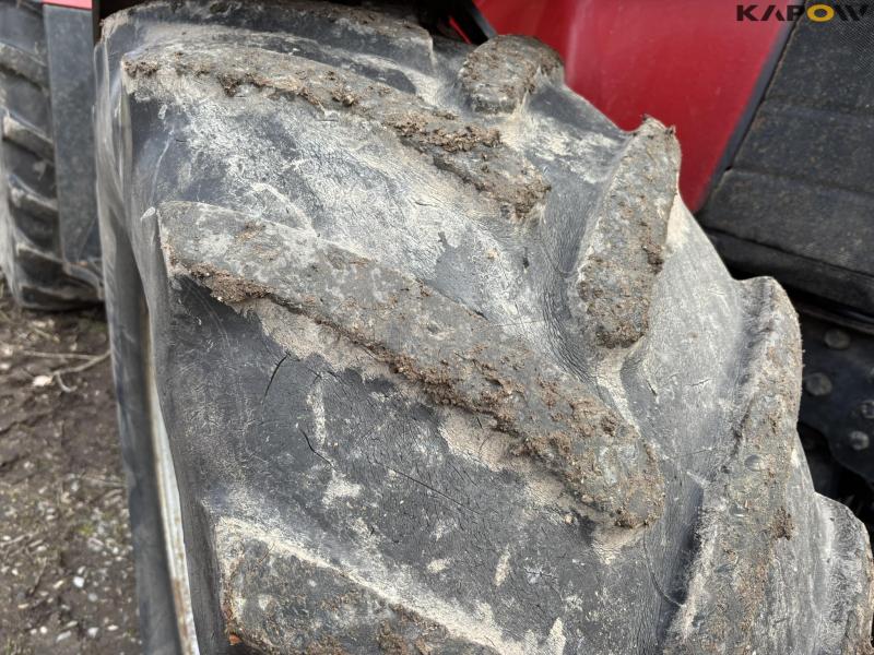 Case CVX 1155 4 WD traktor med frontlæsser 31