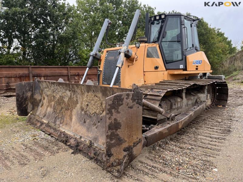 Case/New Holland D180 dozer med 3 tands opriver 1