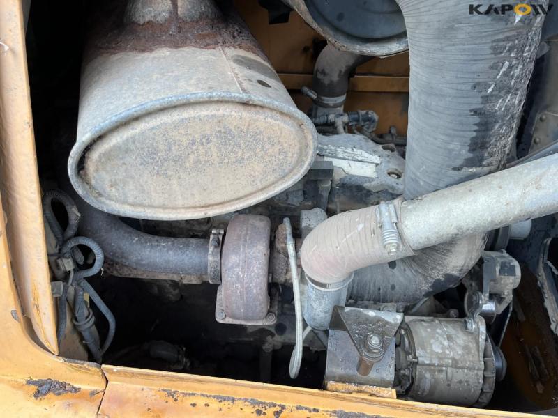 Case/New Holland D180 dozer med 3 tands opriver 32