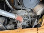 Case/New Holland D180 dozer med 3 tands opriver 30