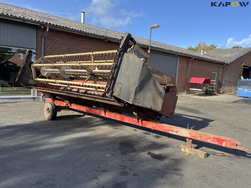 Case IH 825 skærebord med sidekniv 3