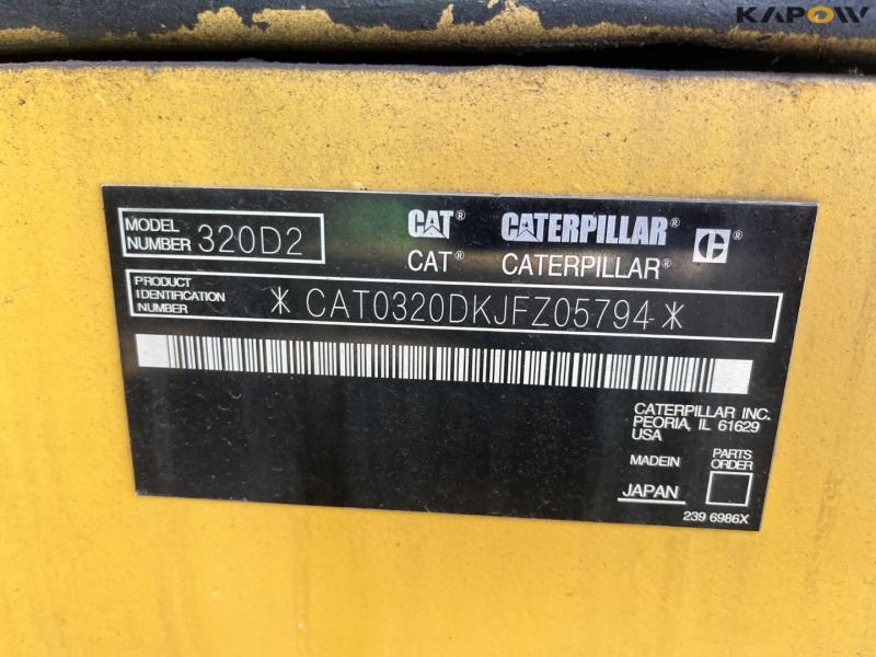 Caterpillar 320D2 gravemaskine 32