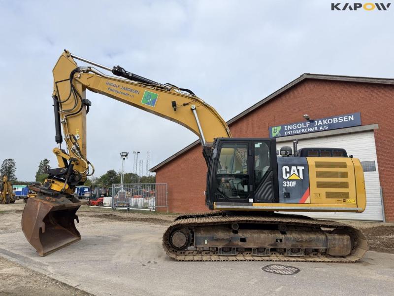Caterpillar 330 FL gravemaskine 8