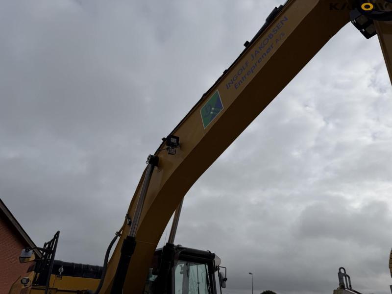 Caterpillar 330 FL gravemaskine 20