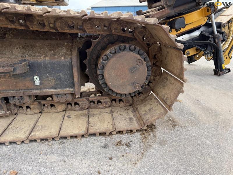 Caterpillar 330 FL gravemaskine 66
