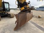 Caterpillar 330 FL gravemaskine 12