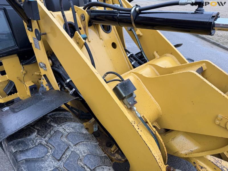 Caterpillar 907H gummihjulslæsser 21