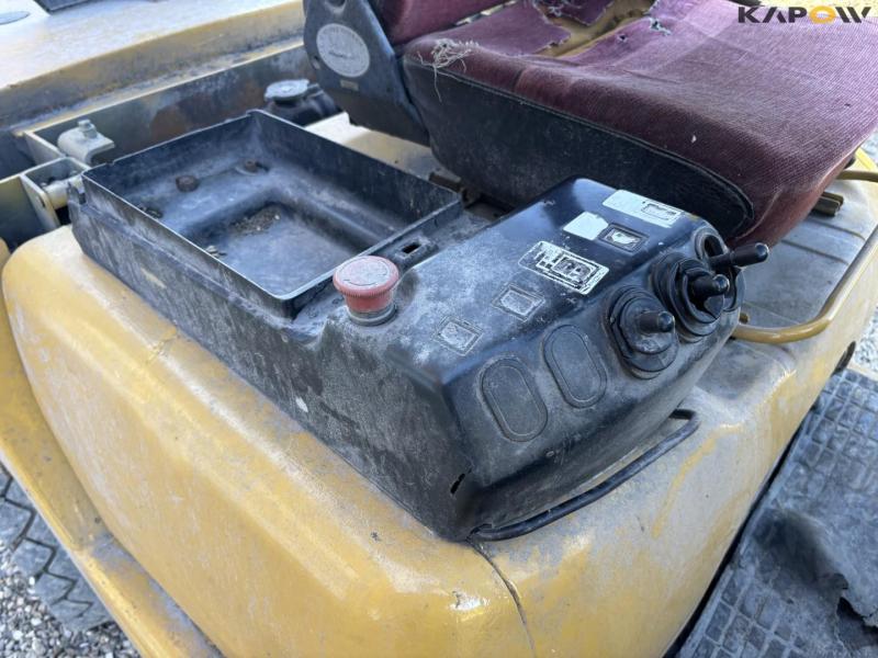 Caterpillar truck 13