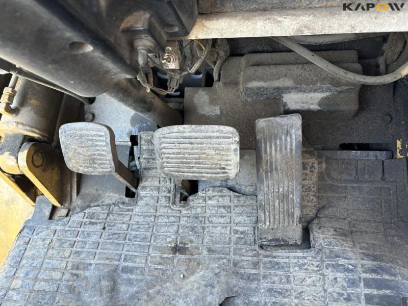 Caterpillar truck 17