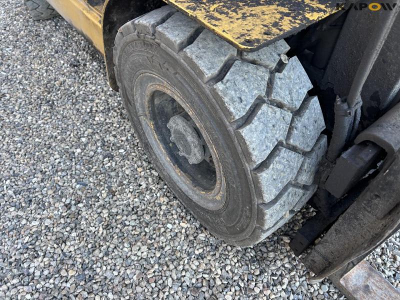 Caterpillar truck 24