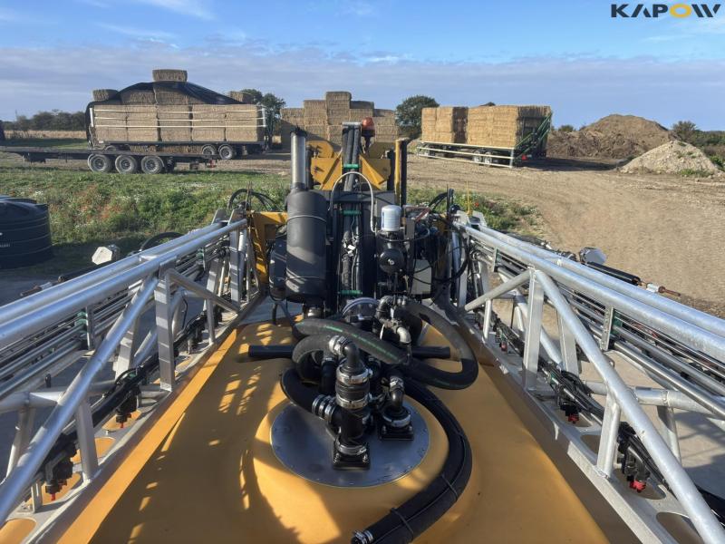 Challenger RoGator RG635C sprøjte 66