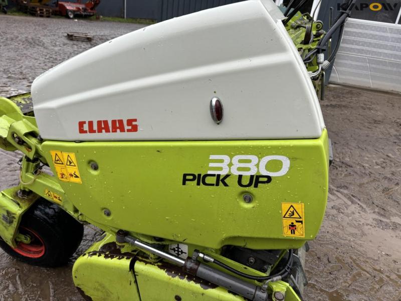 Claas 380 pickup 32