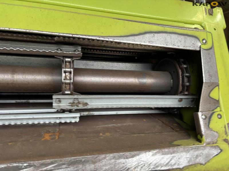 Claas 670 mejetærsker med V900 30fod skærebord 16