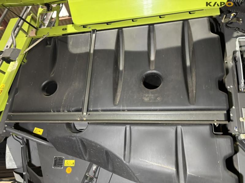 Claas 670 mejetærsker med V900 30fod skærebord 38