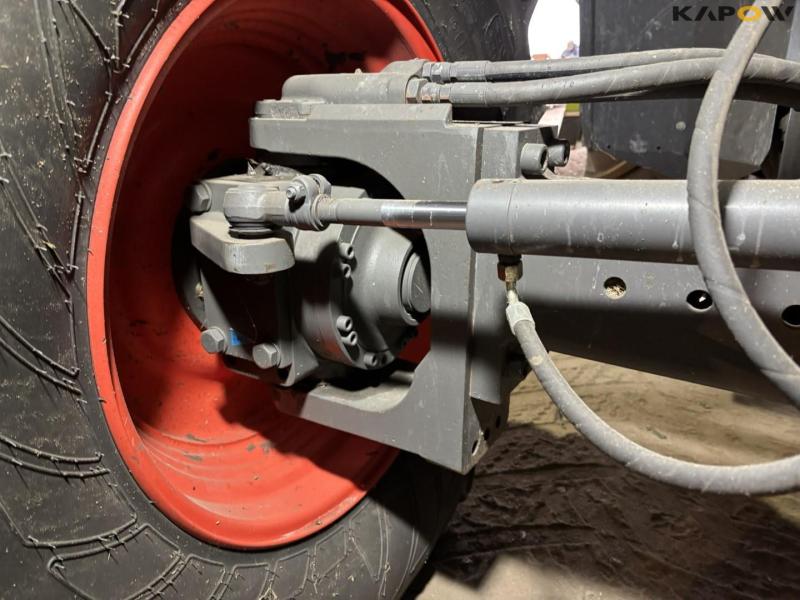 Claas 670 mejetærsker med V900 30fod skærebord 72