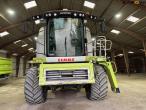Claas 670 mejetærsker med V900 30fod skærebord 2