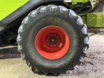 Claas 670 mejetærsker med V900 30fod skærebord 25