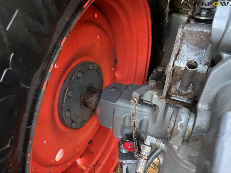 Claas Axion 840 traktor 32